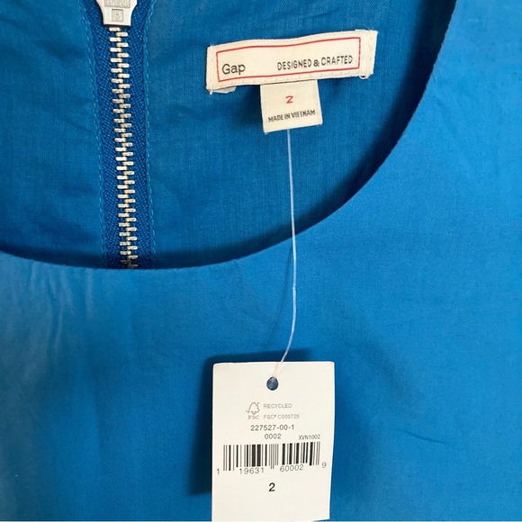 GAP Fit & Flare Lined, Cotton, Sleeveless Dress with Pockets! Size: 2, Blue - Picture 4 of 5